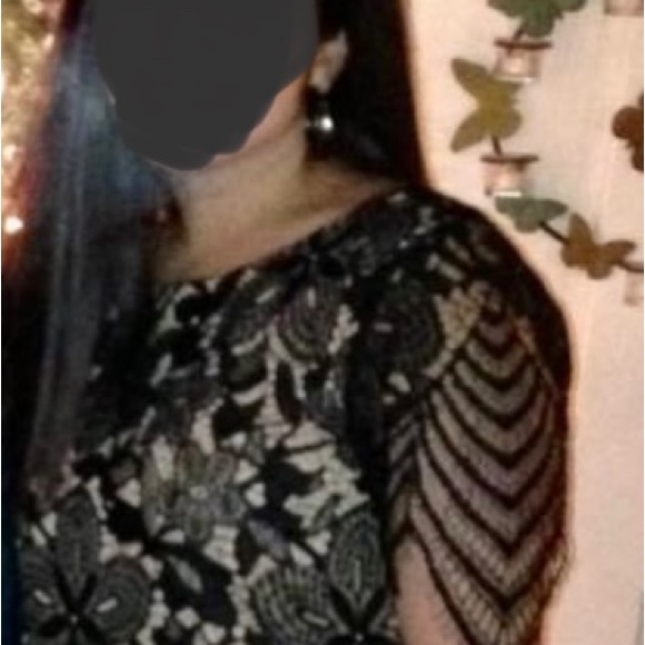 Black lace Express size small blouse. - Picture 3 of 4